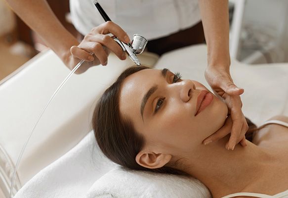 Book an Oxygen Therapy session at Facebeautique